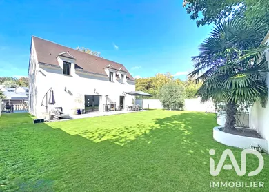 Maison à Montlignon (95680)