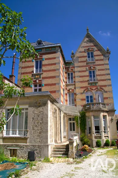 Demeure à Fère-Champenoise (51230)