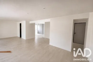 Immeuble à Romilly-sur-Seine (10100)