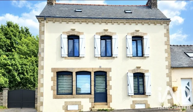 Maison 6 pièces 160 m² · à Scaër · 160 m² · 234 000 €