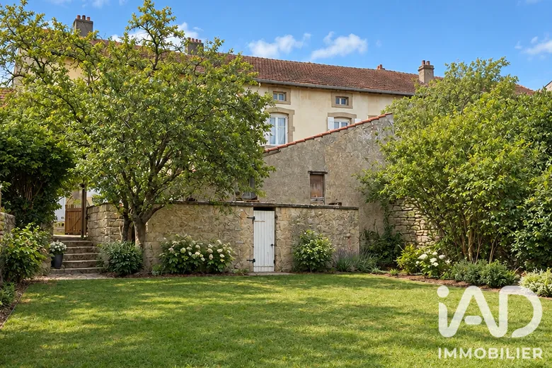 Maison 8 pièces 221 m² · à Audun-le-Roman · 221 m² · 429 000 €