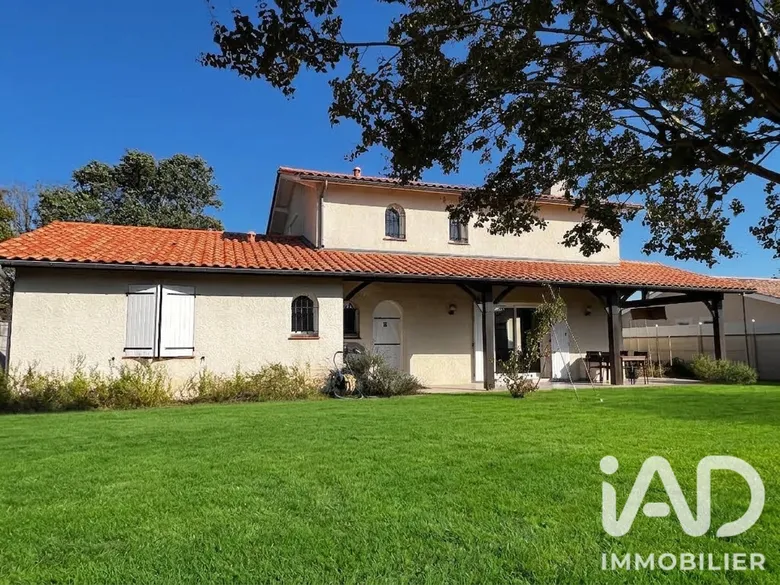 Maison 5 pièces 182 m² · à Libourne · 182 m² · 438 000 €
