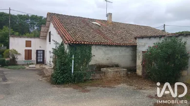 Maison de village à La Chapelle-Pouilloux (79190)