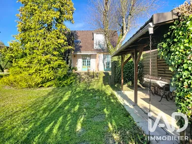 Maison à Chevry-Cossigny (77173)