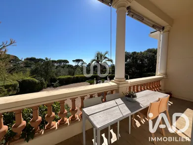 Appartement à Saint-Raphaël (83700)