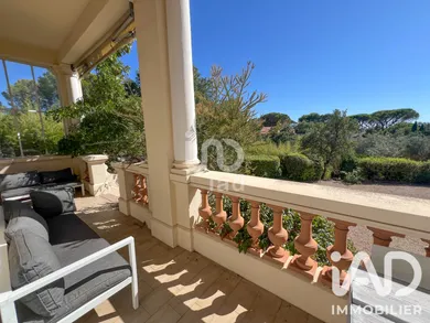 Appartement à Saint-Raphaël (83700)