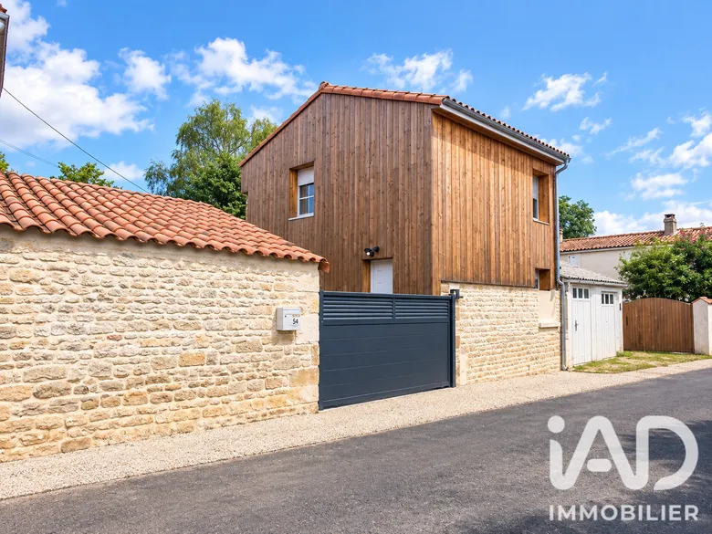 Maison 2 pièces 57 m² · à Vouillé · 57 m² · 154 000 €