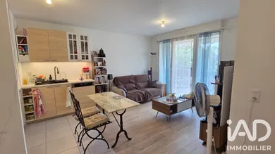 Apartment in Les Mureaux (78130)