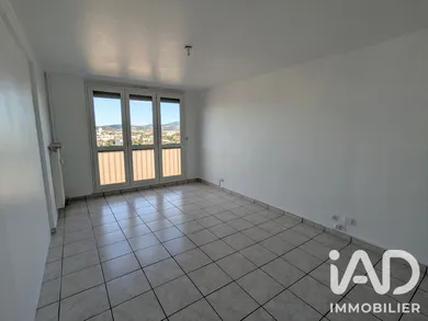 Appartement à Villars (42390)