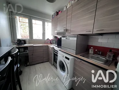 Apartment in Meaux (77100)