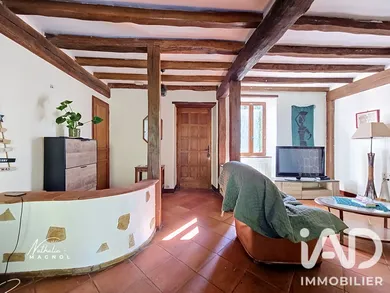 Maison à Saint-Germain-des-Fossés (03260)