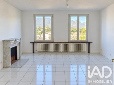 Appartement à Aix-les-Bains (73100)