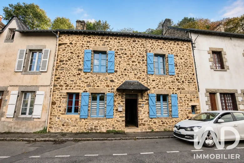 Maison 5 pièces 98 m² · à Chailland · 98 m² · 70 000 €