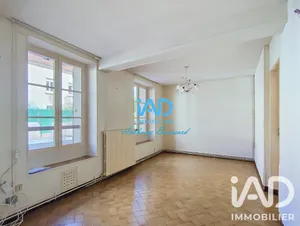 Townhouse in Fontenay-Trésigny (77610)