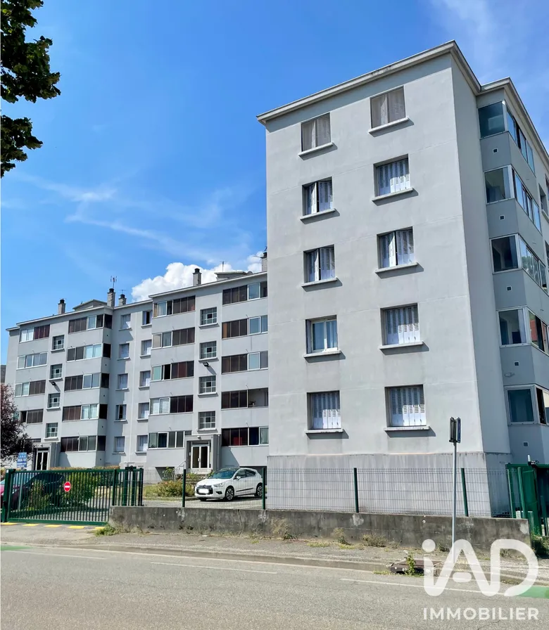 Appartement 3 pièces 66 m² · à Fontaine · 66,4 m² · 115 000 €