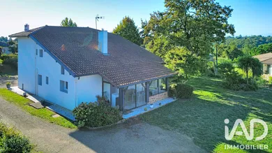 House in Saint-Aubin (40250)