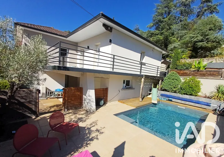 Maison 4 pièces 113 m² · à Saint-Martin-la-Plaine · 113 m² · 345 000 €