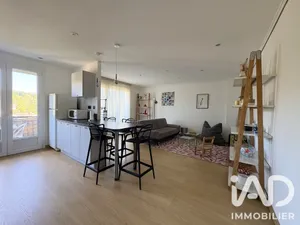 Appartement à Le Monastère (12000)