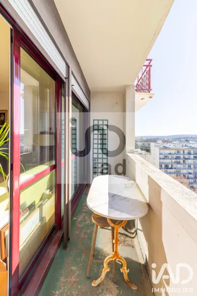 Apartment in Le Pecq (78230)