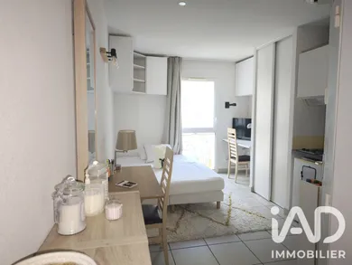 Apartment in Aix-en-Provence (13100)