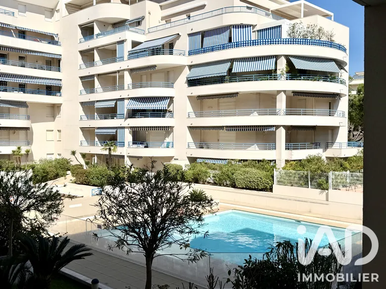 Appartement 2 pièces 44 m² · à Fréjus · 43,8 m² · 220 000 €