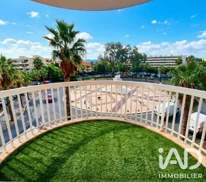 Appartement à Fréjus (83600)