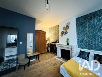 Immeuble à Saint-Quentin (02100)