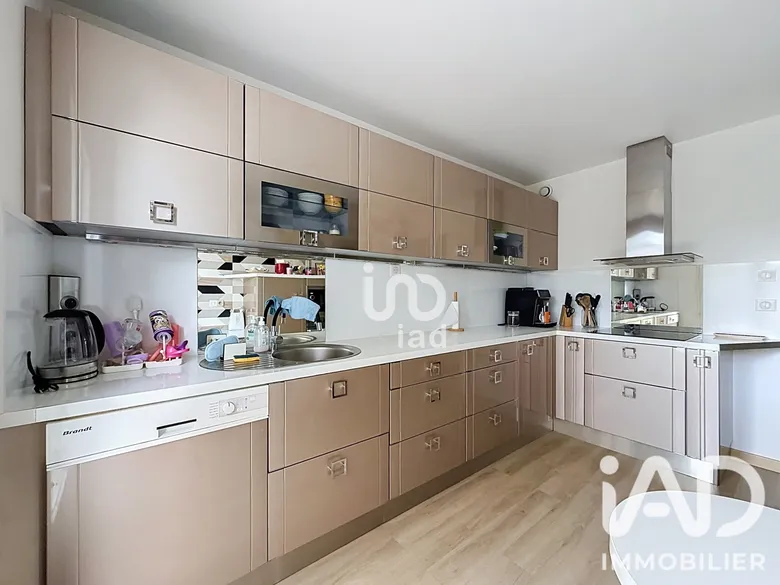 Maison 4 pièces 94 m² · à Saint-Germain-lès-Corbeil · 94 m² · 355 000 €