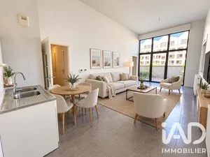 Appartement à Bordeaux (33300)