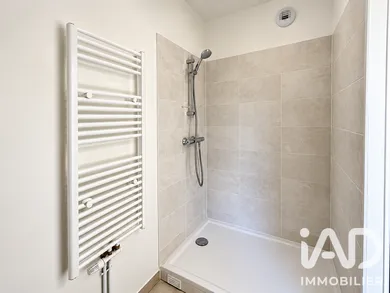 Appartement à Sainte-Geneviève-des-Bois (91700)