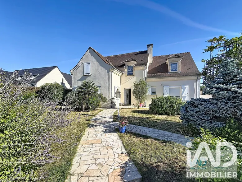 Maison 7 pièces 179 m² · à Bondoufle · 179 m² · 599 000 €