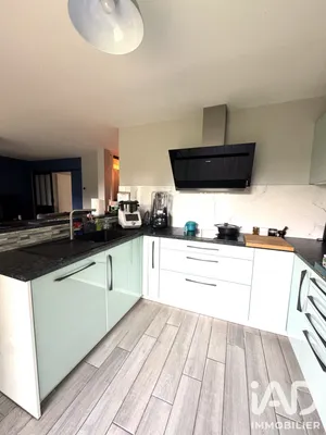 Detached house in Méry-sur-Oise (95540)