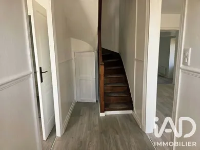 Maison traditionnelle à Armeau (89500)
