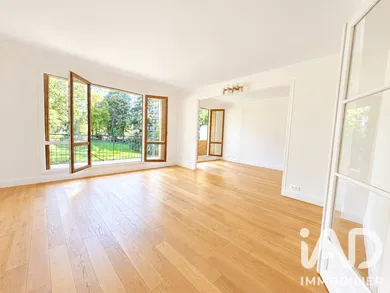 Apartment in Antony (92160)