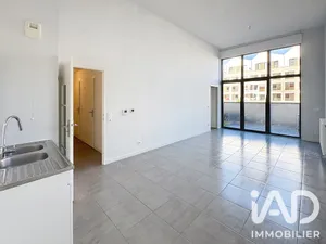 Appartement à Bordeaux (33300)