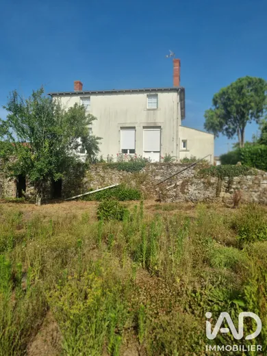 Maison traditionnelle à Chauche (85140)