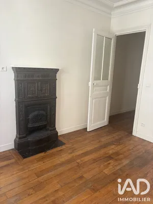 Apartment in Paris (75019)