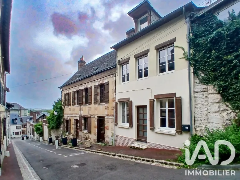 Maison 4 pièces 77 m² · à La Bouille · 77 m² · 143 000 €