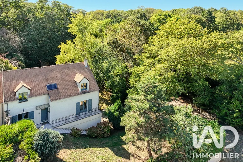 Maison 9 pièces 190 m² · à Orgeval · 190 m² · 890 000 €