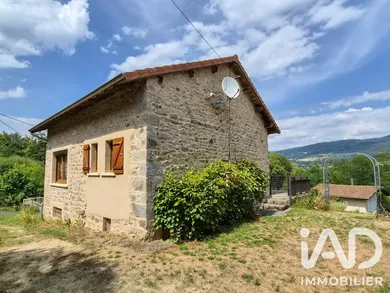 Maison de village à Bertignat (63480)