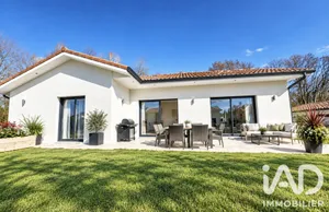 House in Saint-Martin-de-Hinx (40390)
