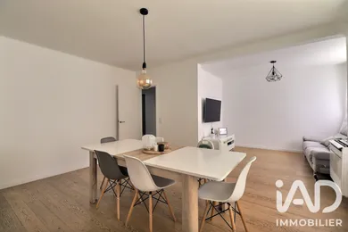 Appartement à La Penne-sur-Huveaune (13821)