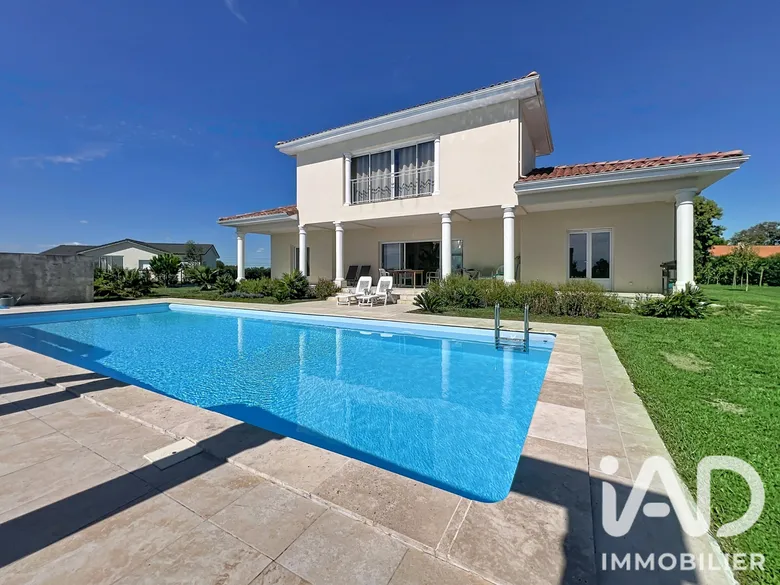 Maison 5 pièces 246 m² · à Toujouse · 246 m² · 545 000 €