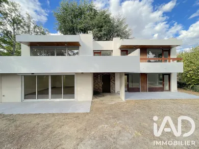 Maison d'architecte à Saulx-les-Chartreux (91160)