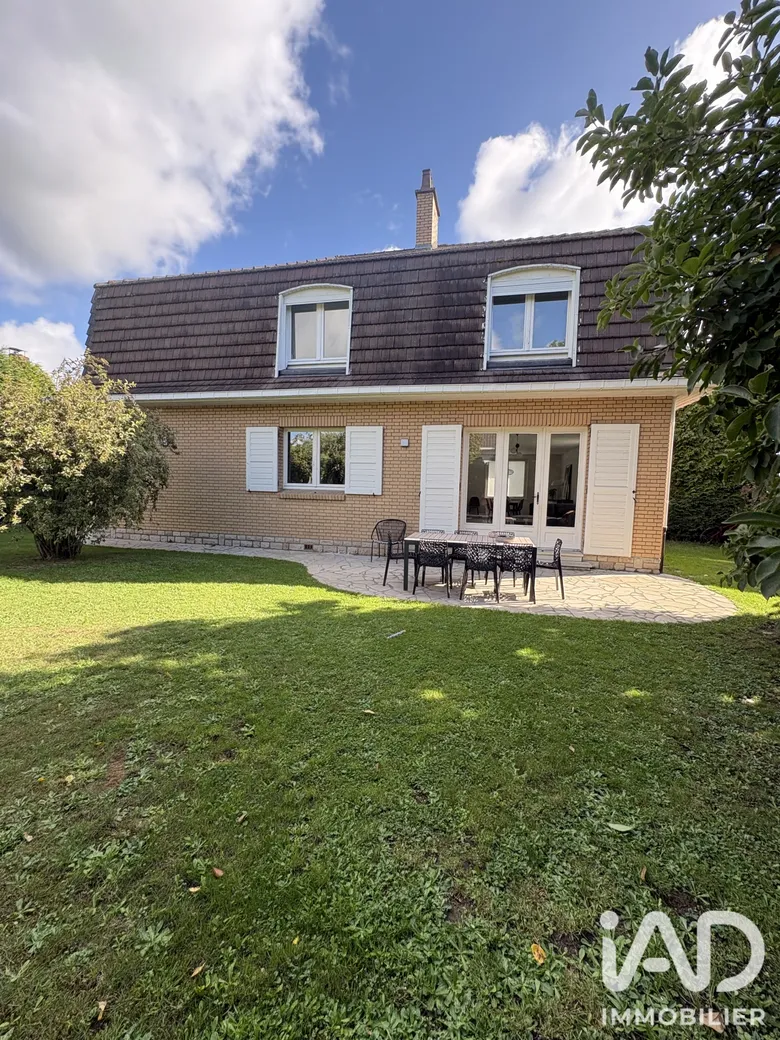 Maison 5 pièces 166 m² · à Lompret · 166 m² · 699 000 €