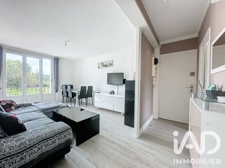 Appartement 3 pièces 58 m² · à Étampes · 57,6 m² · 125 000 €
