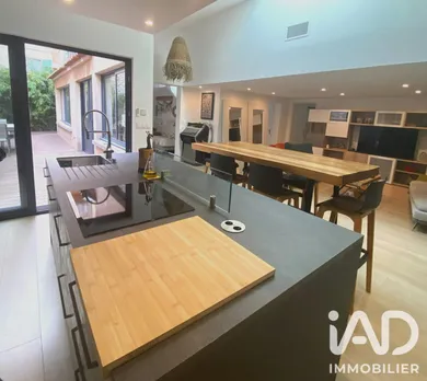 Apartment in Nîmes (30900)