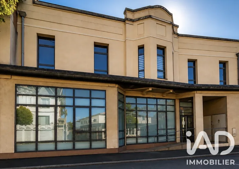 Immeuble 934 m² · à Montceau-les-Mines · 934 m² · 901 000 €