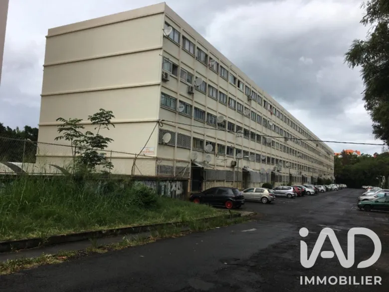 Appartement 5 pièces 75 m² · à Saint-Denis · 75 m² · 70 000 €