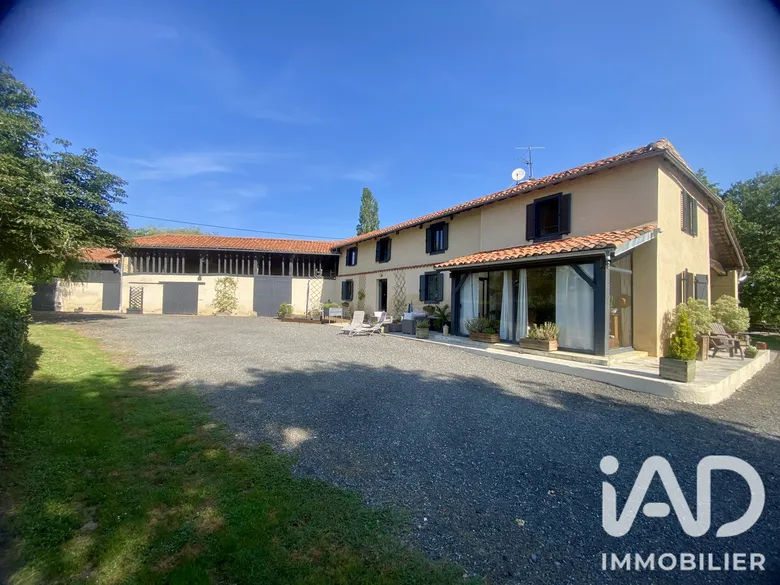 Maison 6 pièces 170 m² · à Estampes · 170 m² · 270 000 €